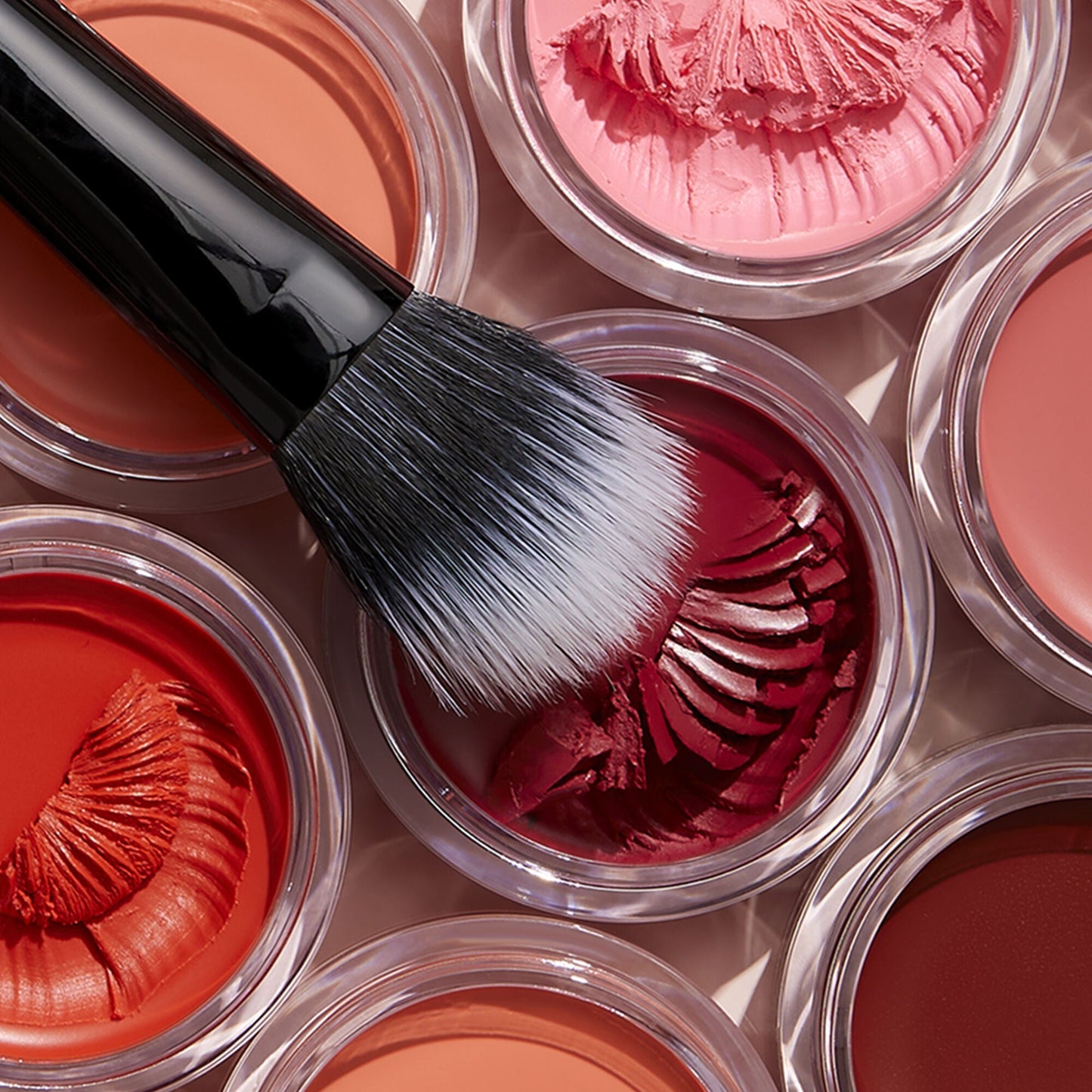 putty-blush-brush-p2 011321_PuttyBlush-Brush_V2_COMP_Final_IGF2.jpg