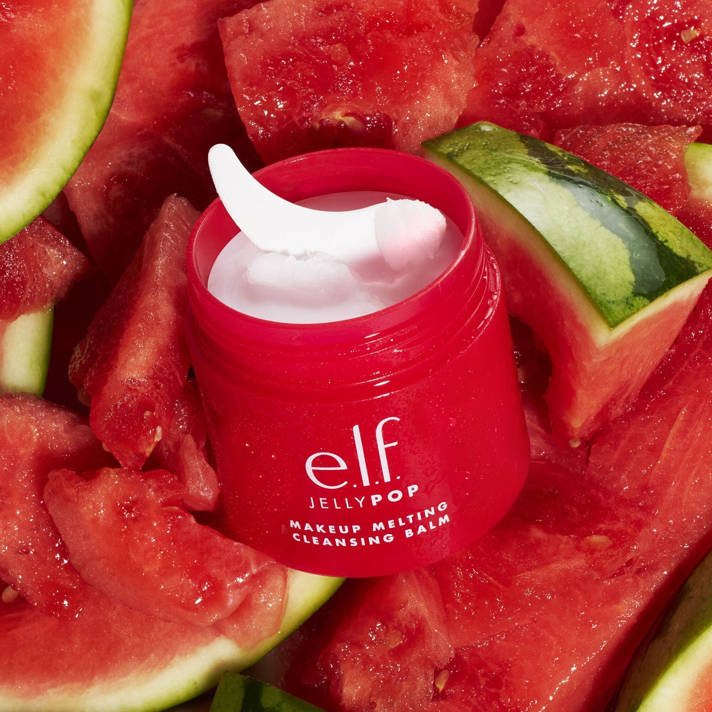 jelly-pop-makeup-melting-cleansing-balm-b0 021825_elf_JP_CleansingBalm_Texture_WATER-OPEN_PLATE_186_IGF.jpg