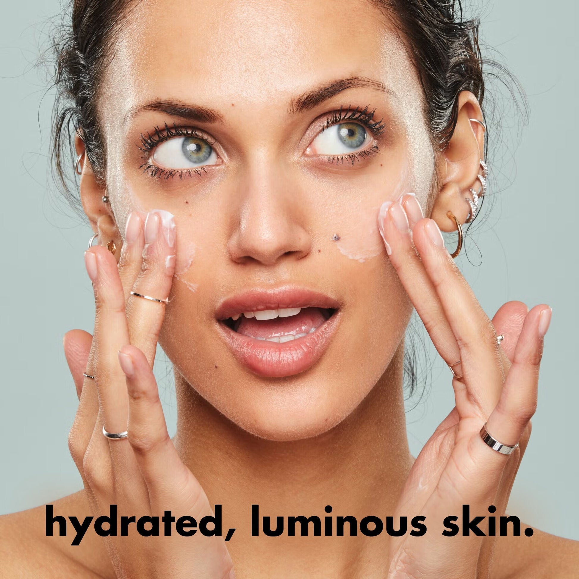 holy-hydration-face-cream-fragrance-free-e1 0226_EDU_HHFaceCreamFragranceFree_Benefit.jpg