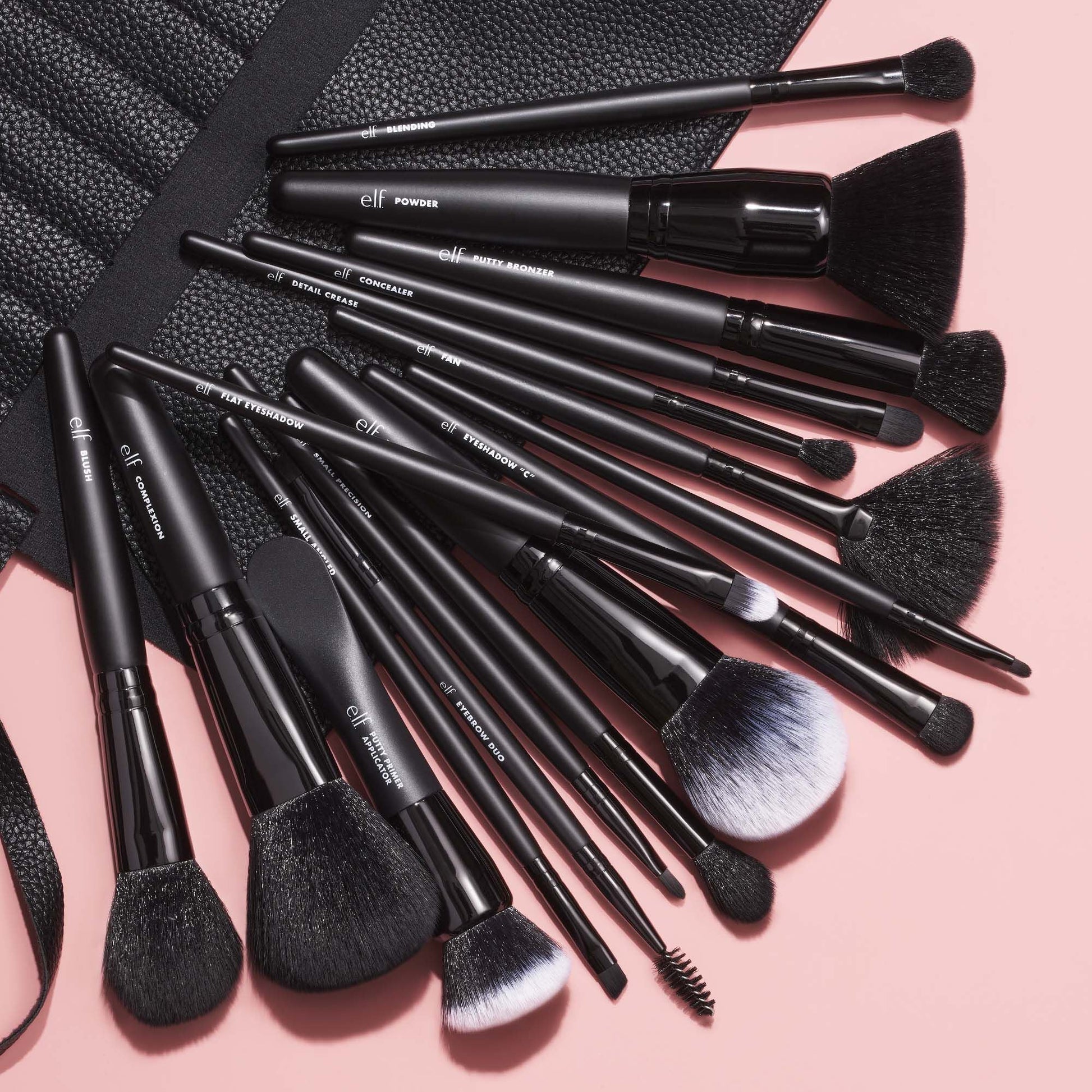17-piece-ultimate-makeup-brush-set-and-travel-roll-e3 042423_UltBrushSet_V1_Main-2_IGF.jpg
