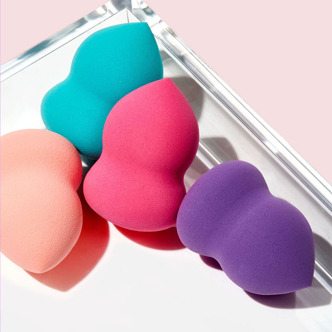 blending-sponge-peach-x5 0619_SocialIGF_Sponges4.jpg