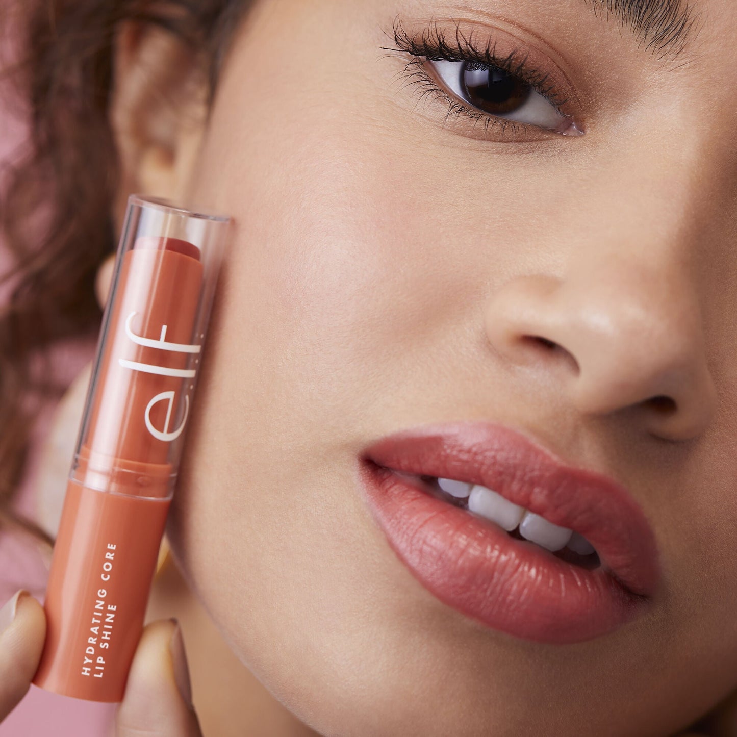 hydrating-core-lip-shine-x2 08112020_Alyssa_AmpItUp-0157_IGF_0dcd7b08-d8a1-41c3-a293-6fb7fa4ca7dd.jpg