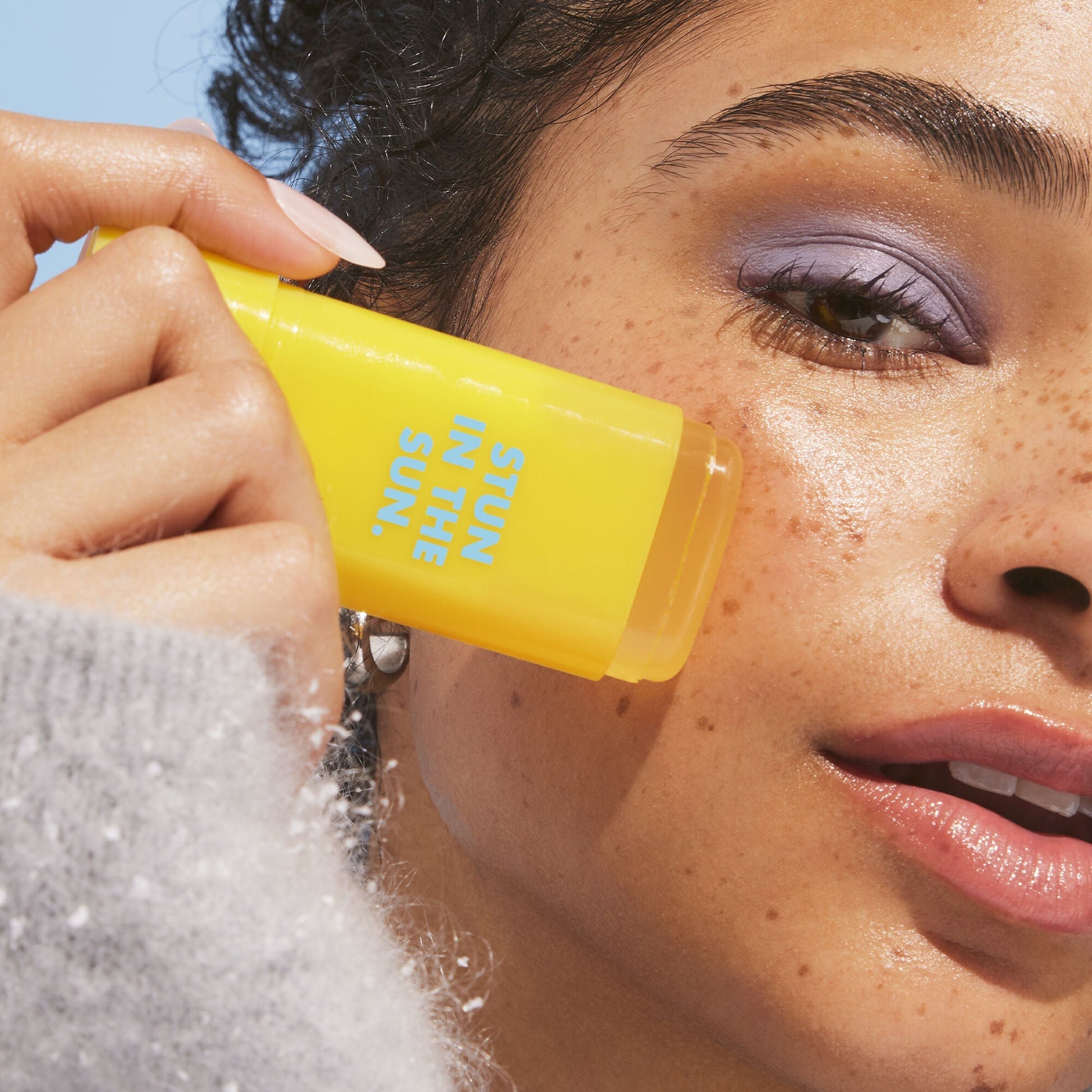 suntouchable-invisi-stick-spf-50-l1 091924_Aiyana_Sunwich2_2468_FINAL_RGB_IGF2.jpg