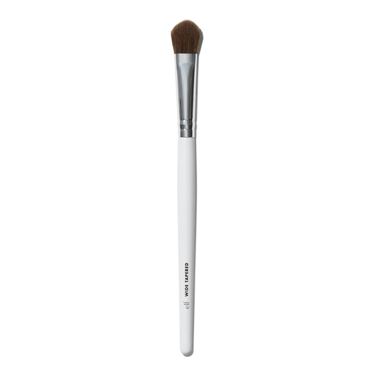 wide-tapered-eyeshadow-brush-v1 21994_OPENA_R.png