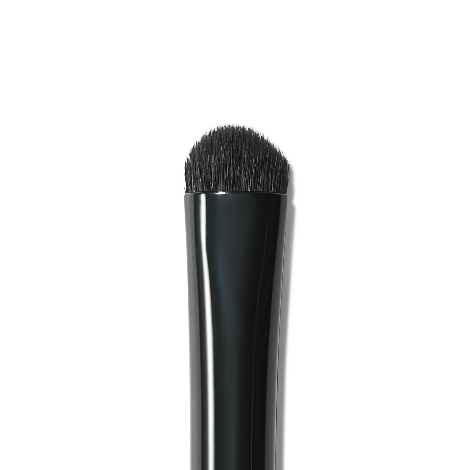 short-smudging-brush-c6 81282_MACRO_R.png
