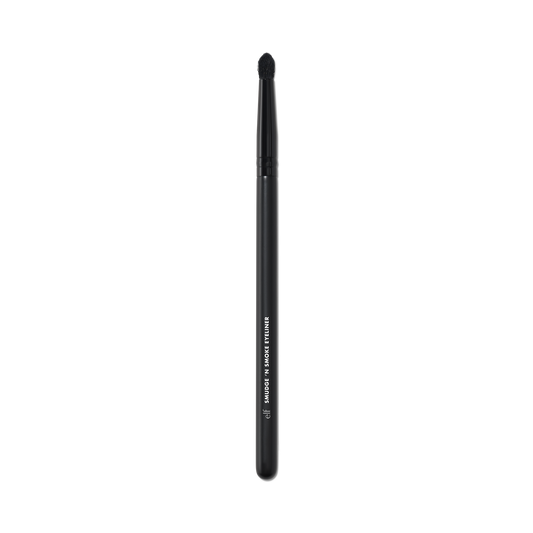 smudge-n-smoke-eyeliner-brush-q5 81916_OpenA_V2_R.png