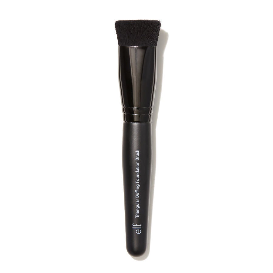 triangular-buffing-foundation-brush-u7 85106_a_TriangularBuffingFoundationBrushwebA.jpg