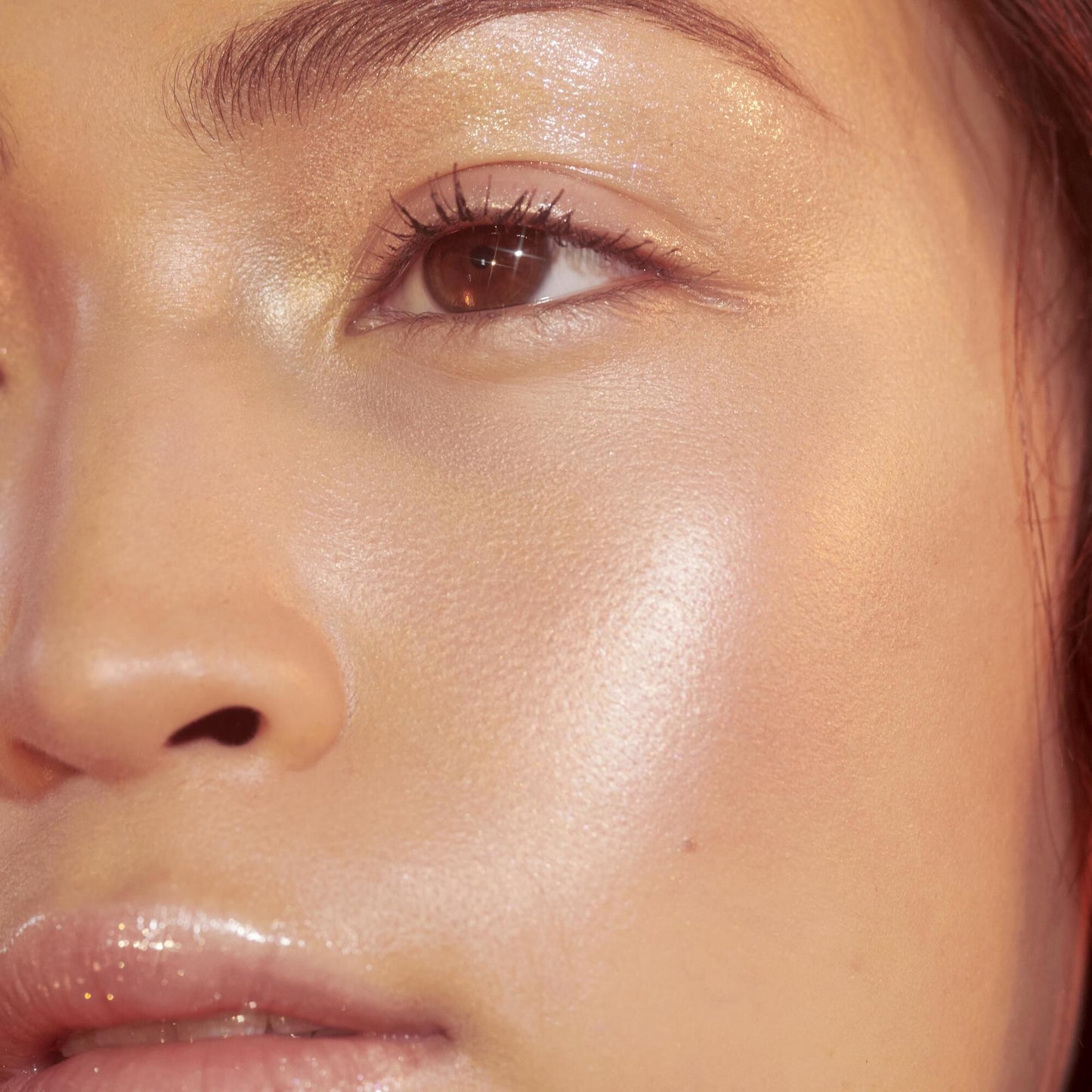 highlighter-brush-g3 crystal_OM_Jacqueline_782_square.jpg